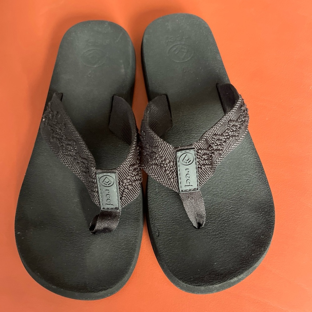 Reef Dark Flip Flops with Textured Straps